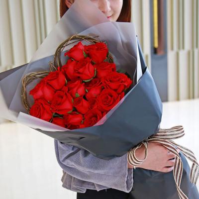 浪漫之旅 - 19枝卡罗拉红玫瑰